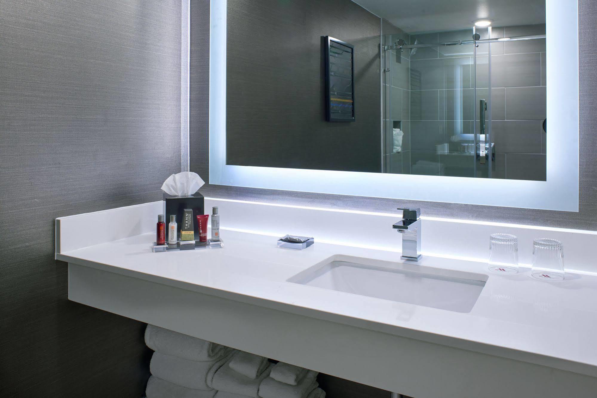 Marriott Columbus OSU Hotell Exteriör bild